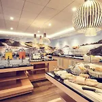格但斯克波塞冬美居酒店 3* 格但斯克